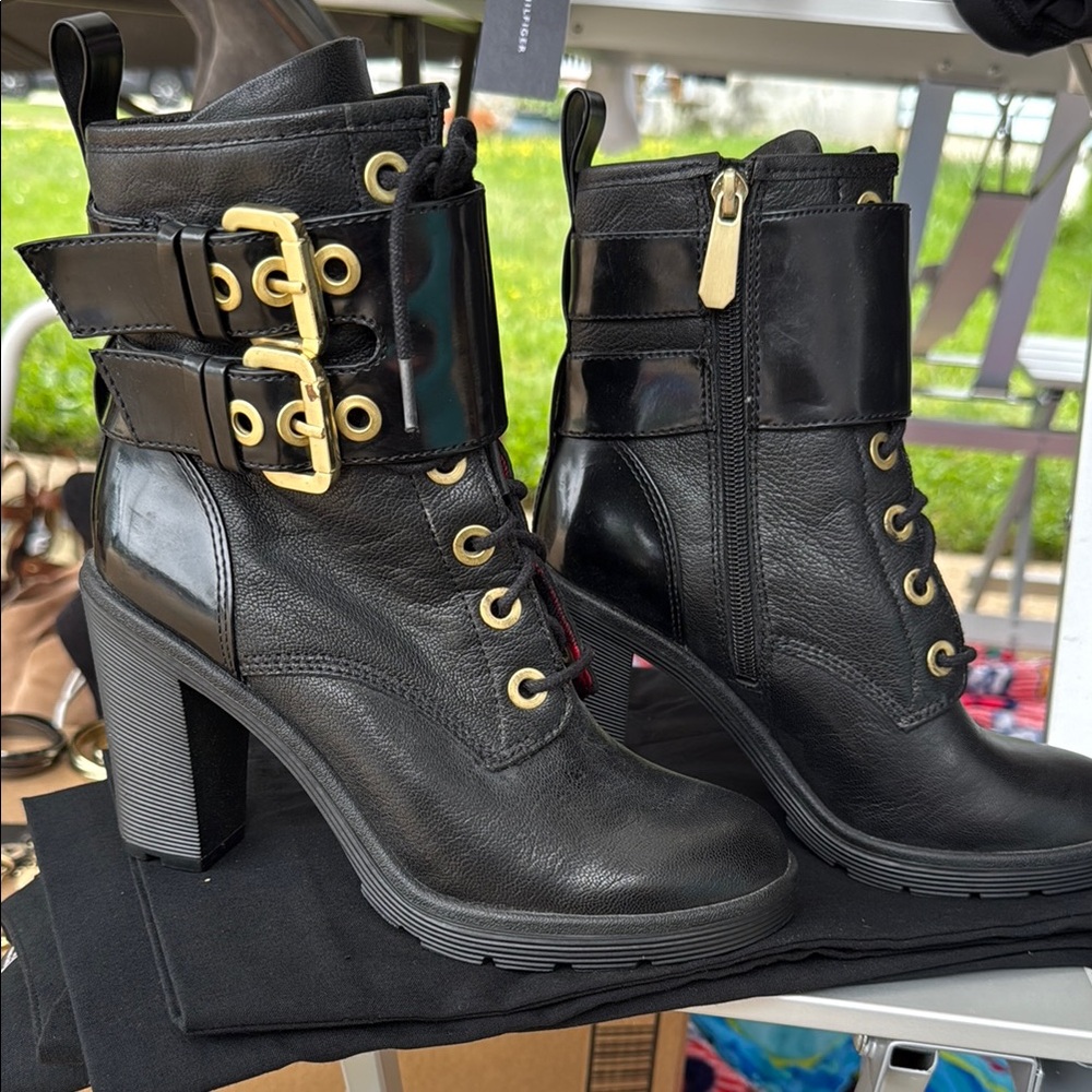 Guess Black and Gold Heeled Boots with Rugged Sole